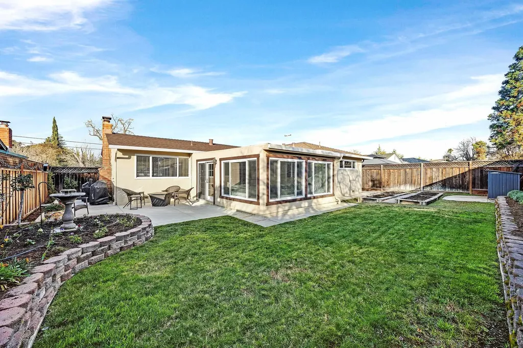 1009 Lisbon Avenue Livermore CA 94550