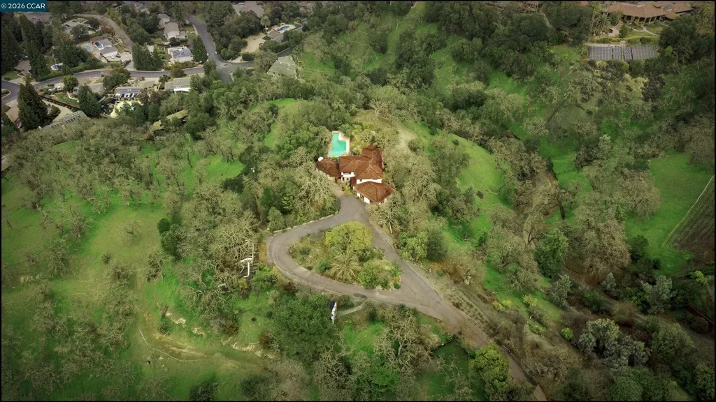 100 Los Balcones Alamo CA 94507