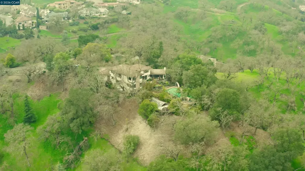 100 Los Balcones Alamo CA 94507