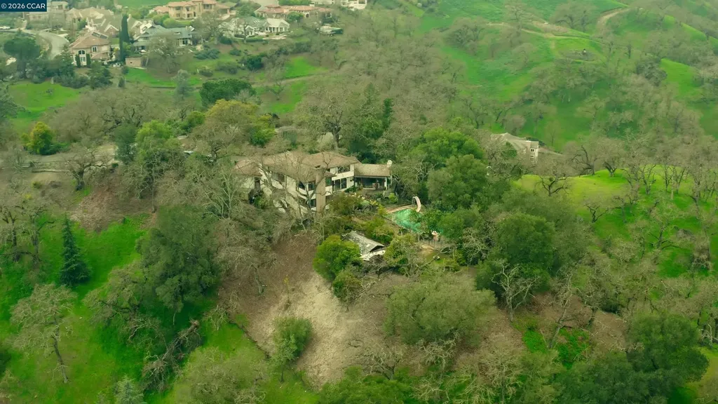 100 Los Balcones Alamo CA 94507