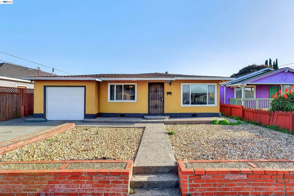 24570 Thomas Avenue Hayward CA 94544