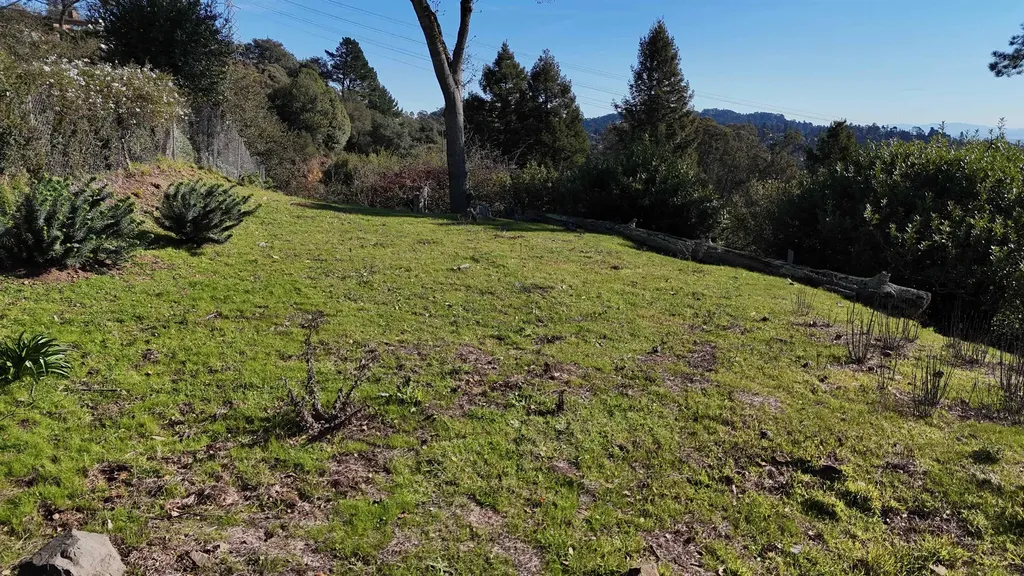 6108 Skyline Boulevard Oakland CA 94611