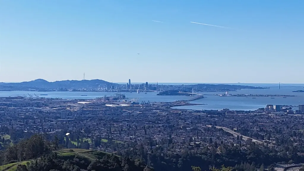 6108 Skyline Boulevard Oakland CA 94611