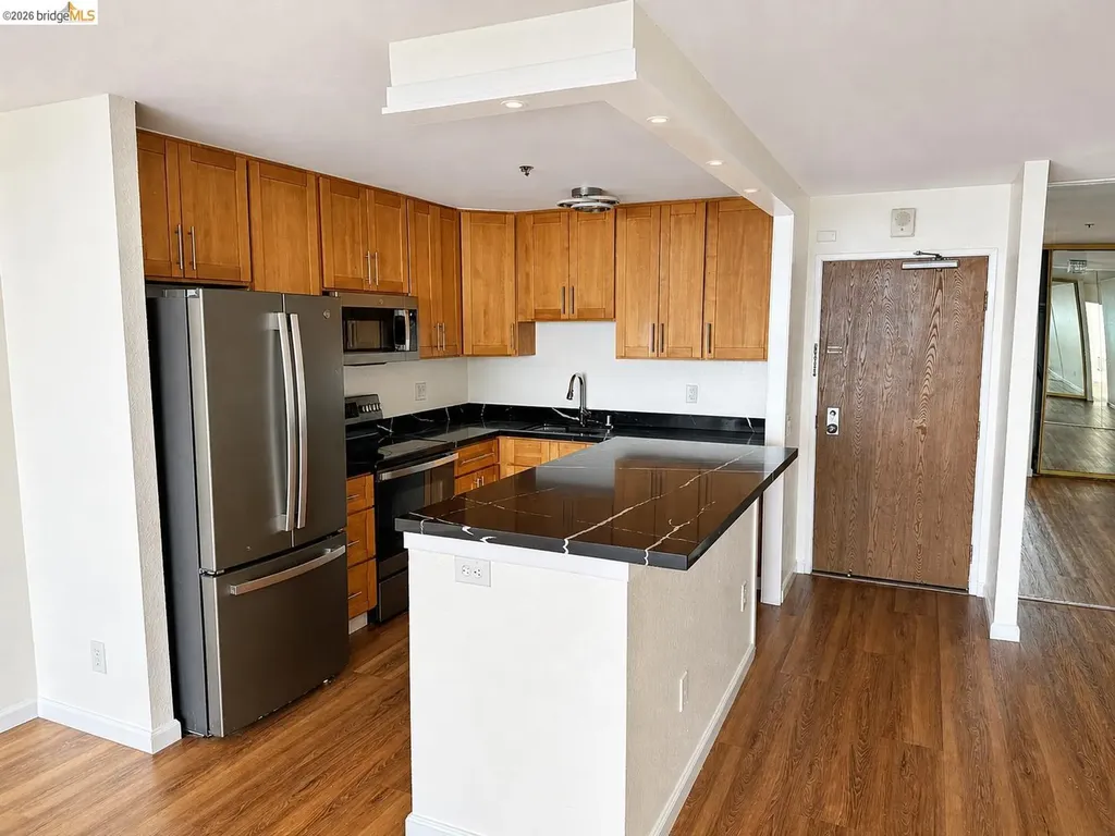 555 Pierce Street Albany CA 94706