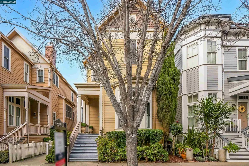 2069 Lewis Street Hercules CA 94547