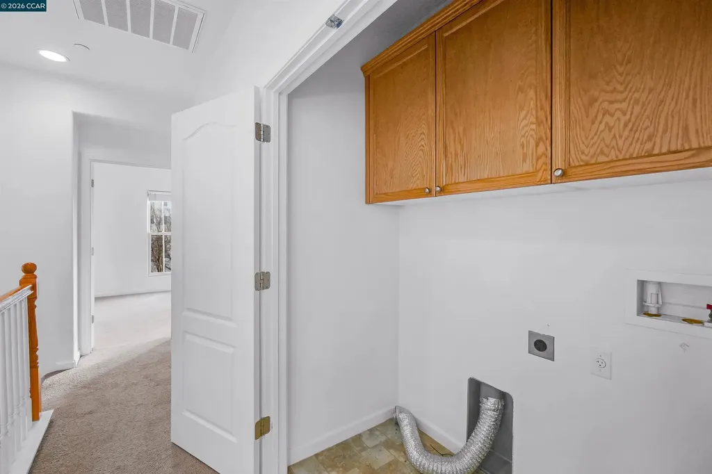 2069 Lewis Street Hercules CA 94547