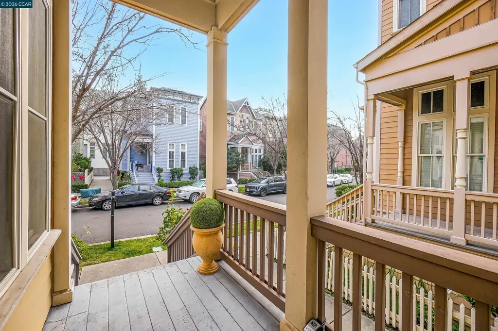 2069 Lewis Street Hercules CA 94547