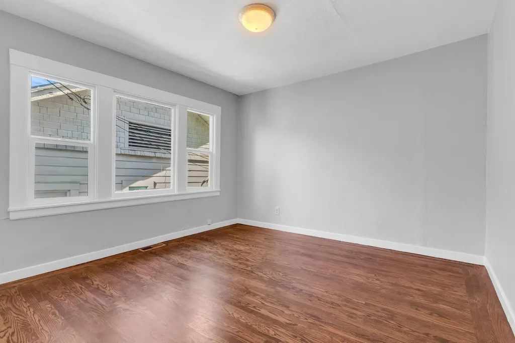 4409 Brookdale Avenue Oakland CA 94619