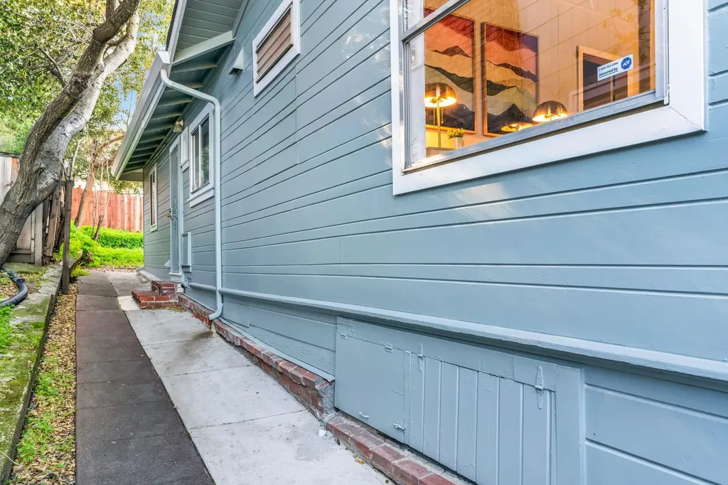 4409 Brookdale Avenue Oakland CA 94619