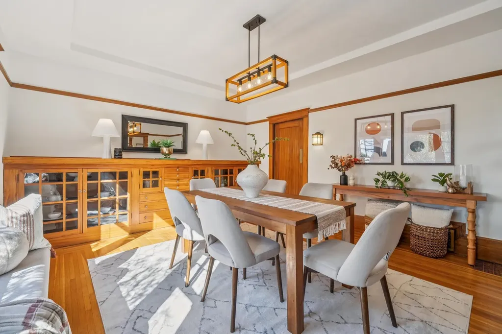 1983 Yosemite Road Berkeley CA 94707