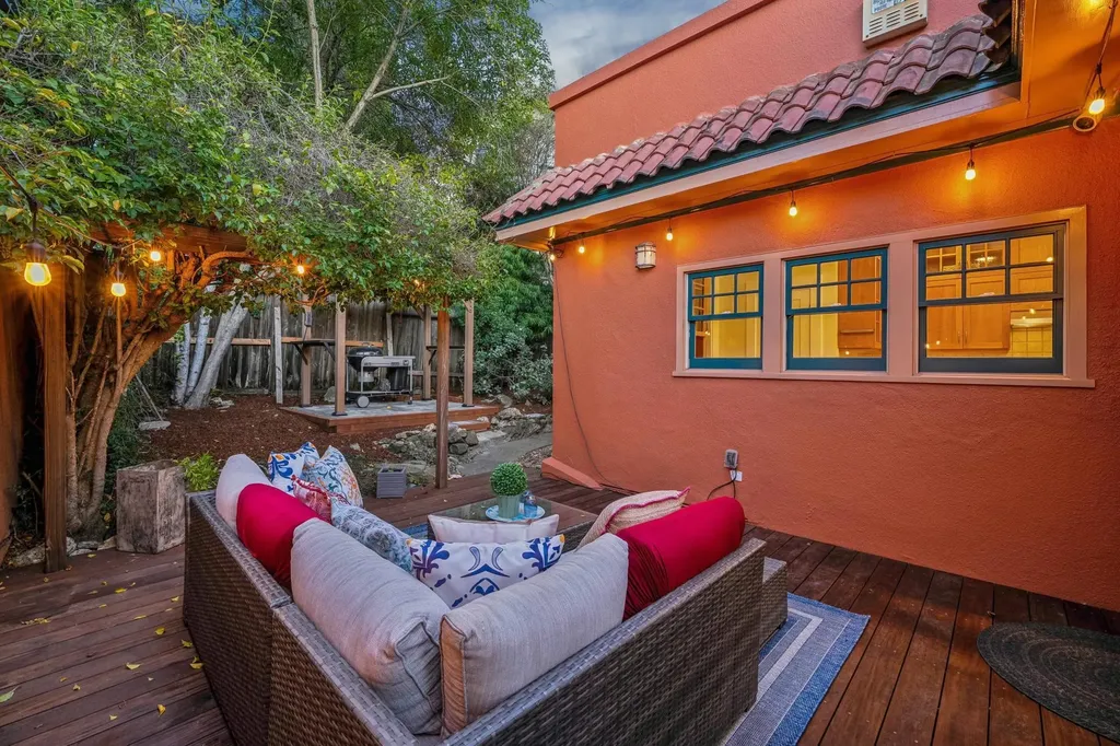 1983 Yosemite Road Berkeley CA 94707