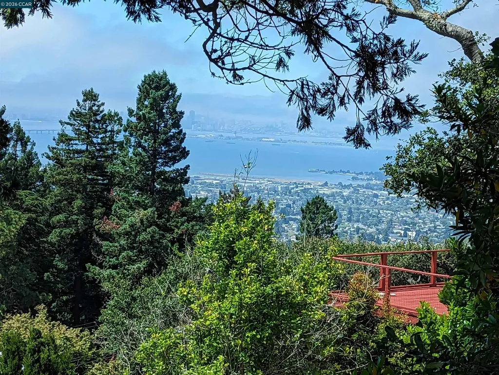 Berkeley CA, 1110 Sterling Avenue