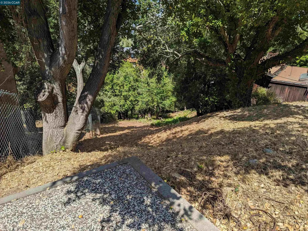 1110 Sterling Avenue Berkeley CA 94708