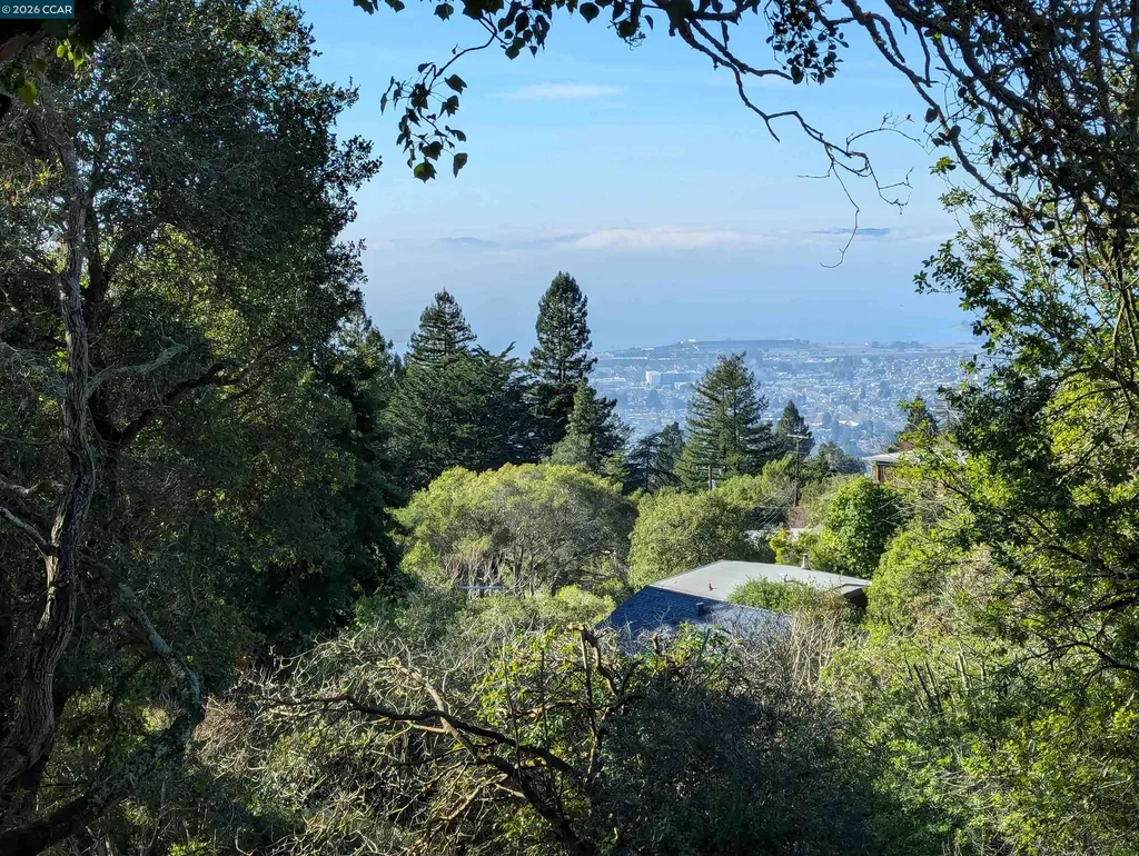 1110 Sterling Avenue Berkeley CA 94708