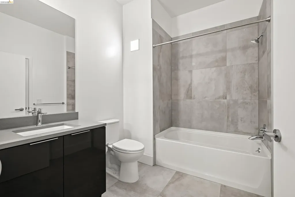 1545 32nd Street Oakland CA 94608