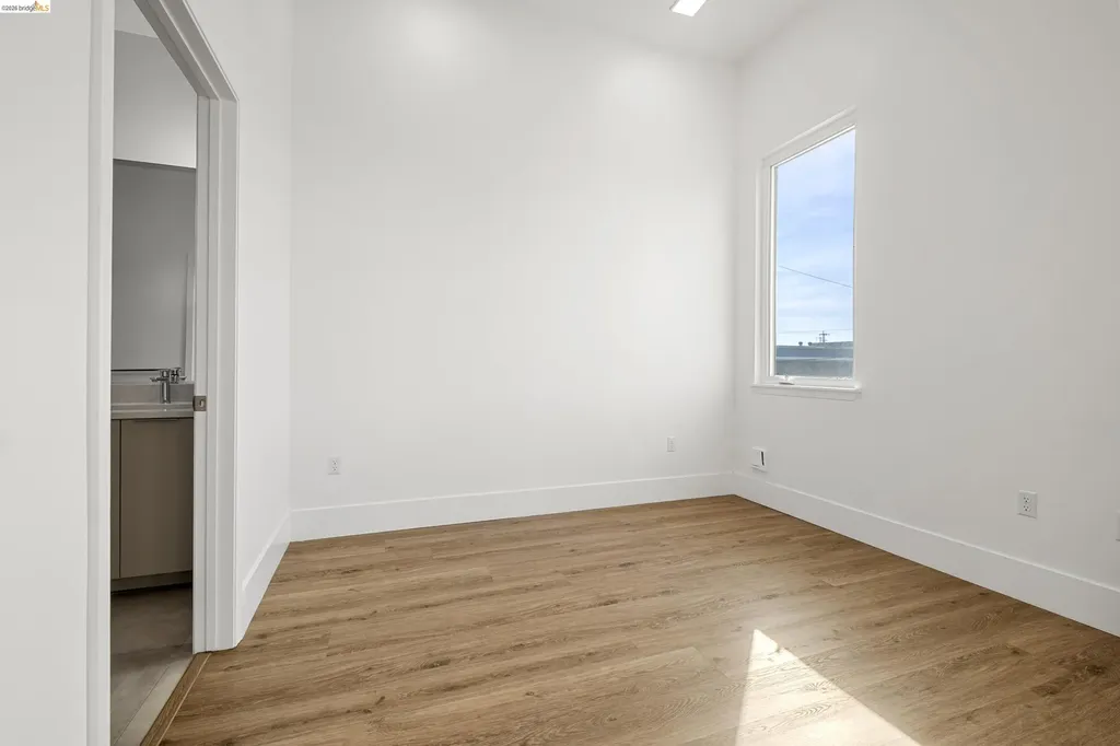 1545 32nd Street Oakland CA 94608