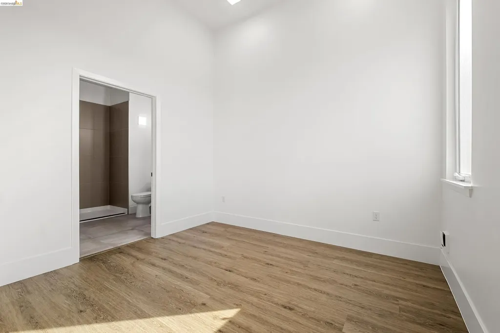 1545 32nd Street Oakland CA 94608
