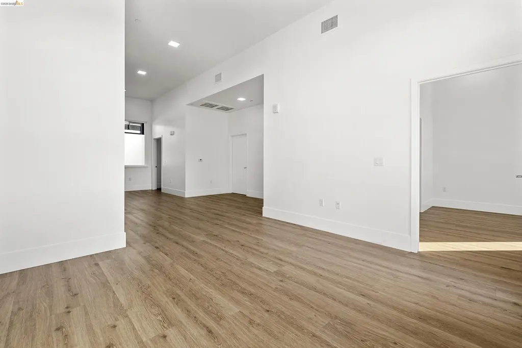 1545 32nd Street Oakland CA 94608