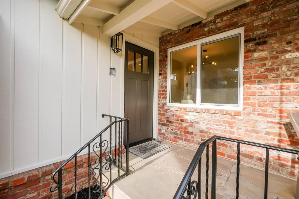 20255 Yeandle Avenue Castro Valley CA 94546