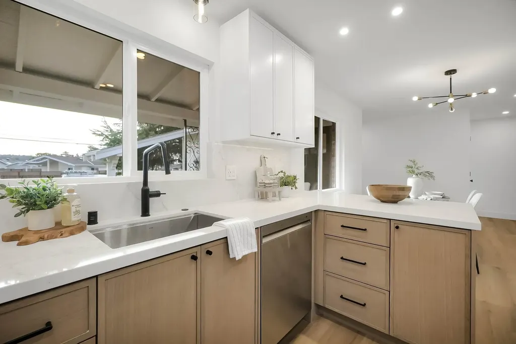 20255 Yeandle Avenue Castro Valley CA 94546