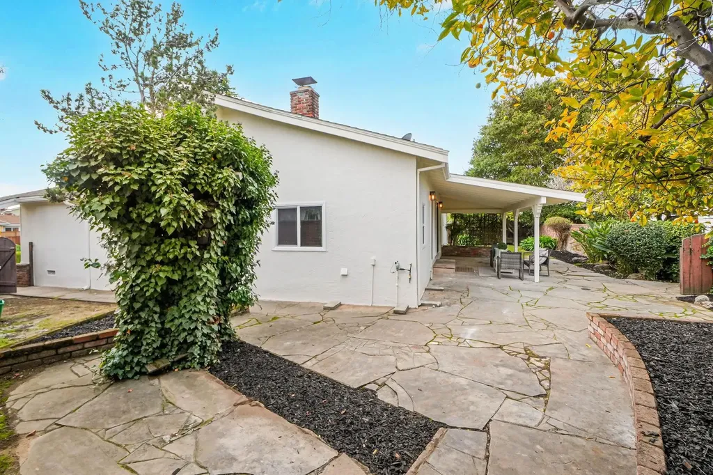 20255 Yeandle Avenue Castro Valley CA 94546