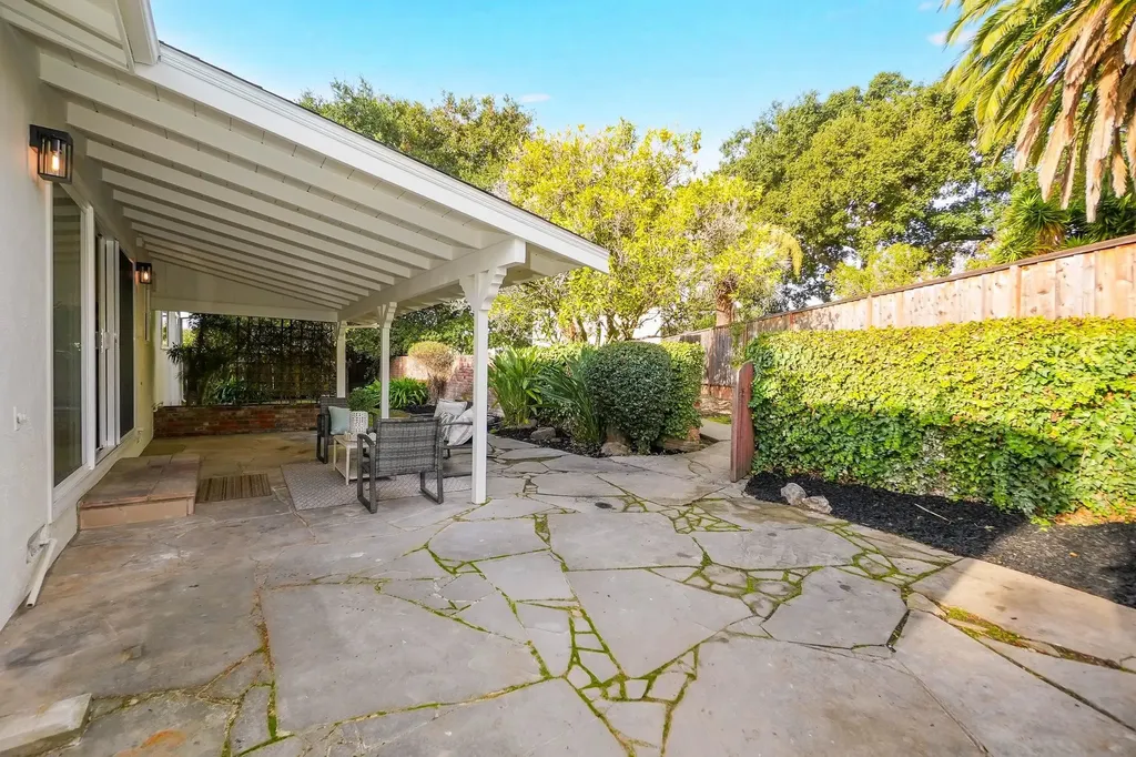 20255 Yeandle Avenue Castro Valley CA 94546