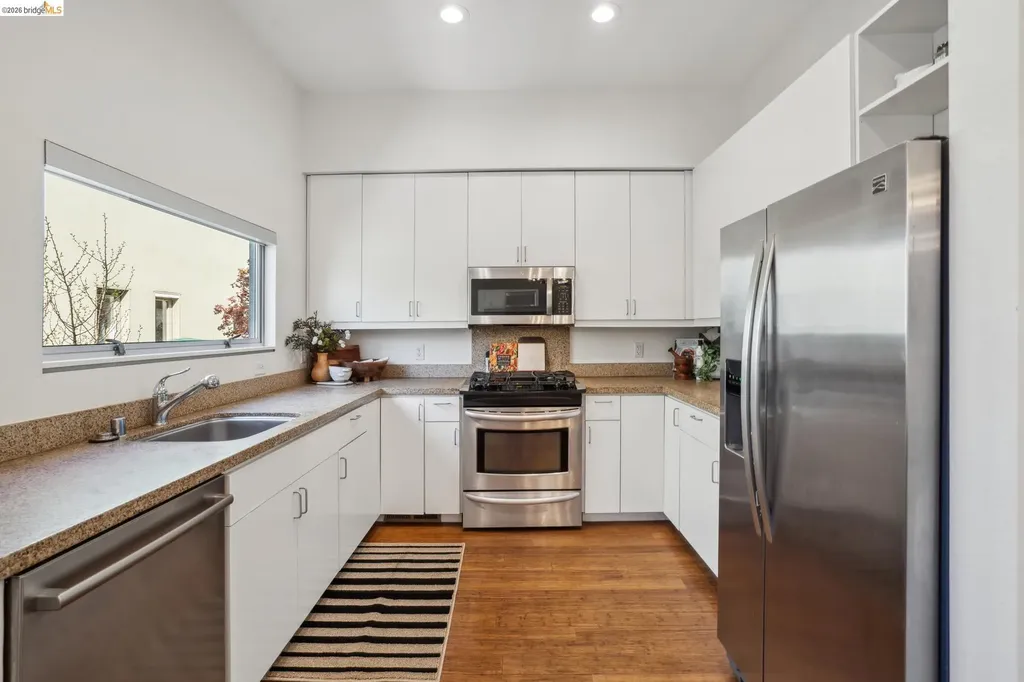 4067 Shafter Avenue Oakland CA 94609