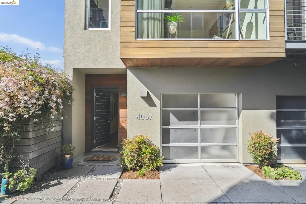 4067 Shafter Avenue Oakland CA 94609