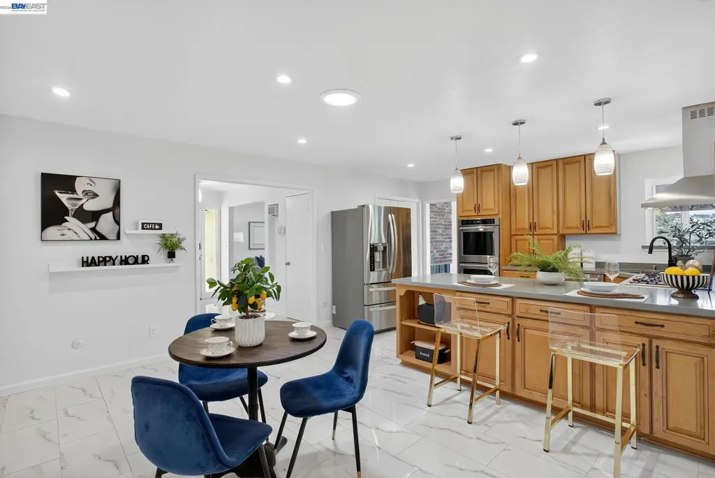 350 Elysian Fields Drive Oakland CA 94605