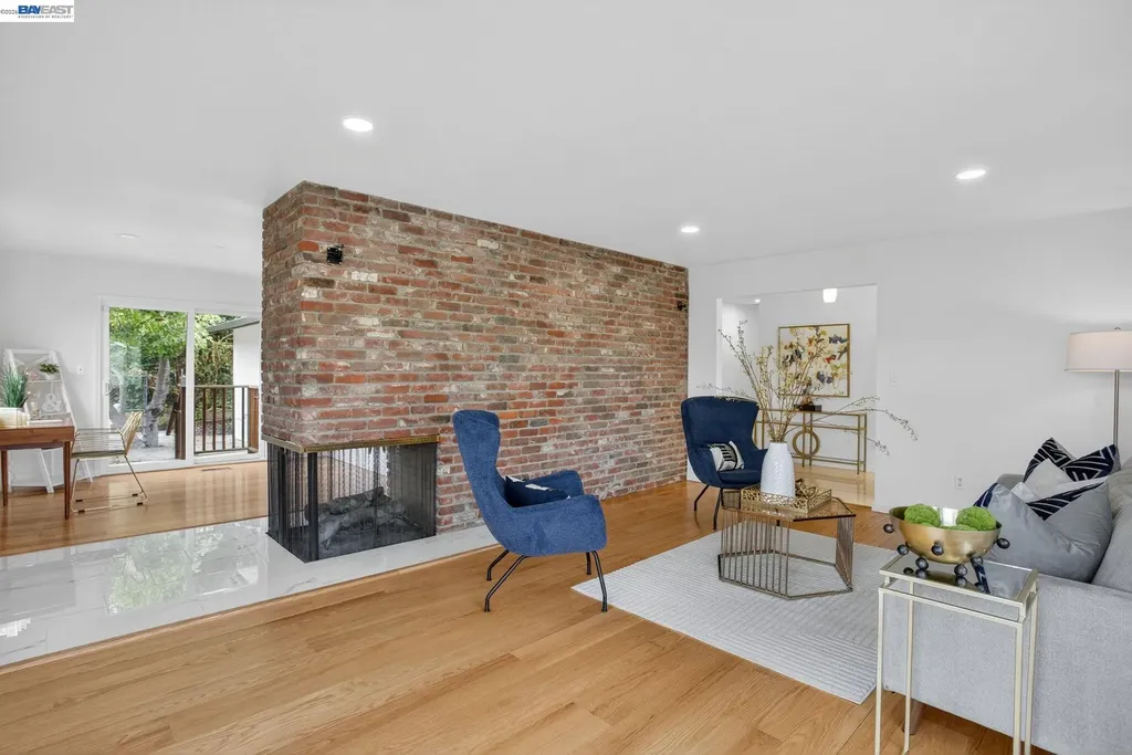 350 Elysian Fields Drive Oakland CA 94605