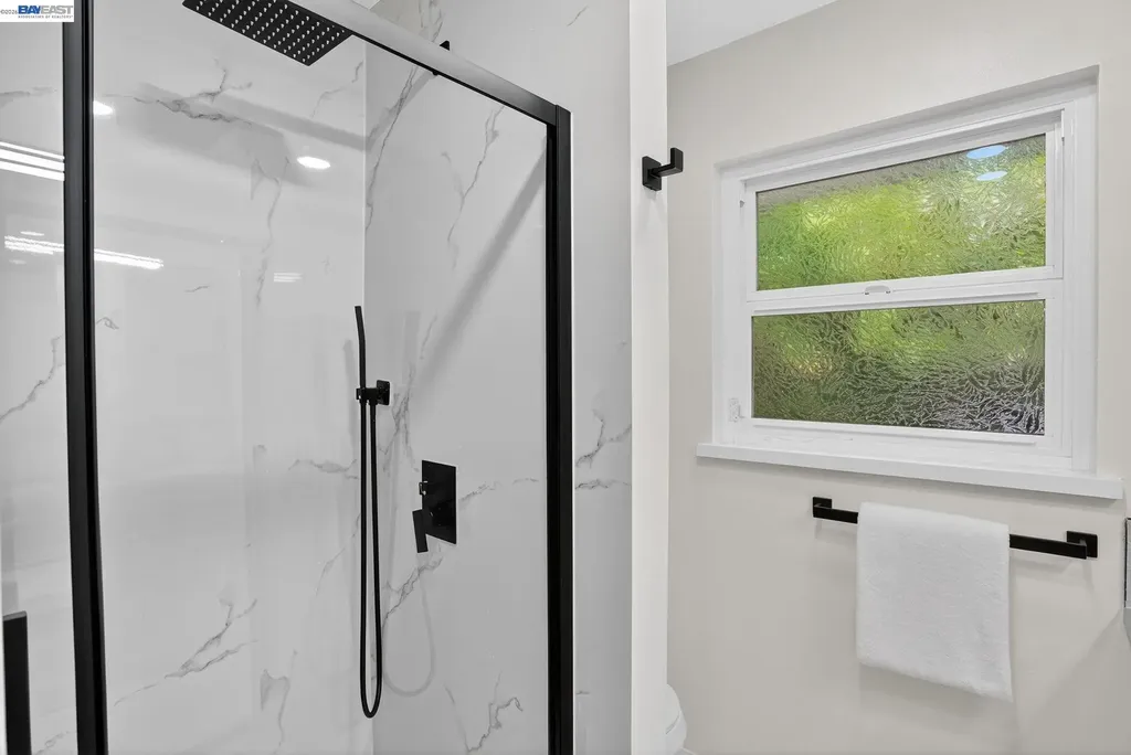 350 Elysian Fields Drive Oakland CA 94605