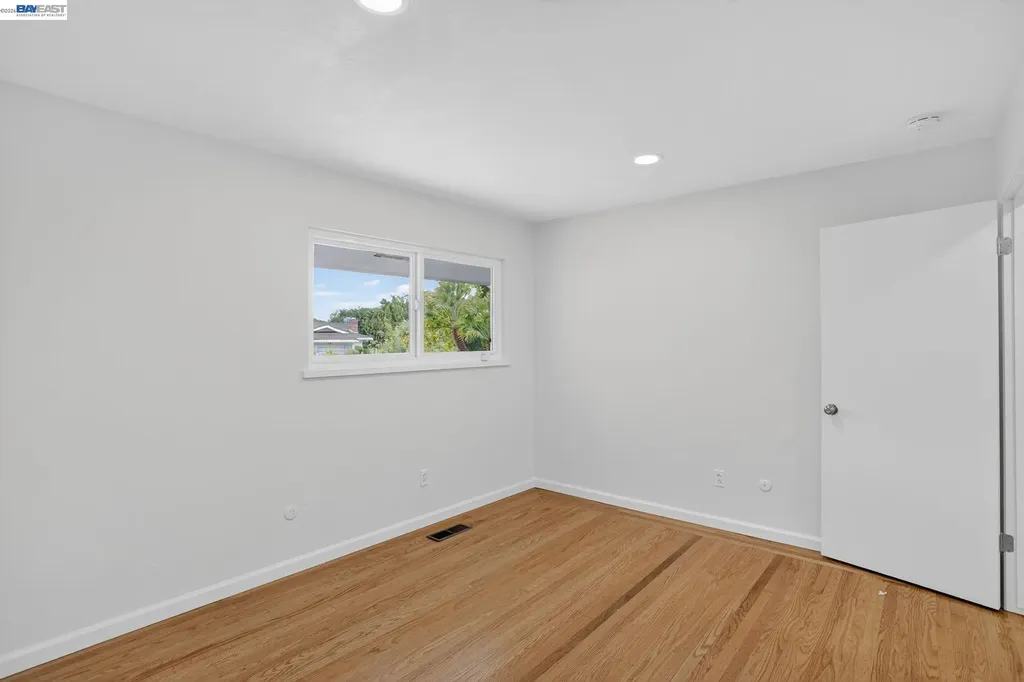 350 Elysian Fields Drive Oakland CA 94605