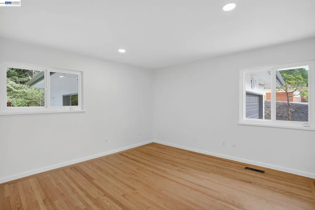 350 Elysian Fields Drive Oakland CA 94605