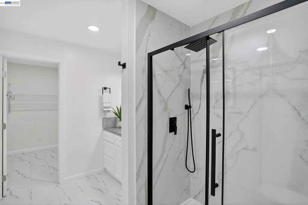 350 Elysian Fields Drive Oakland CA 94605