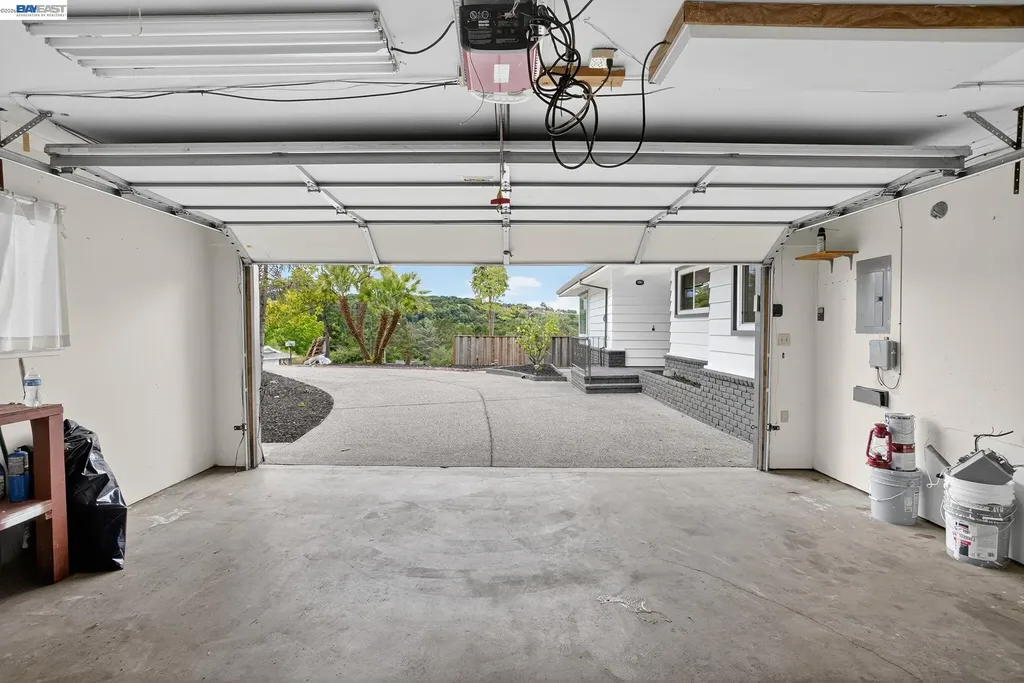 350 Elysian Fields Drive Oakland CA 94605