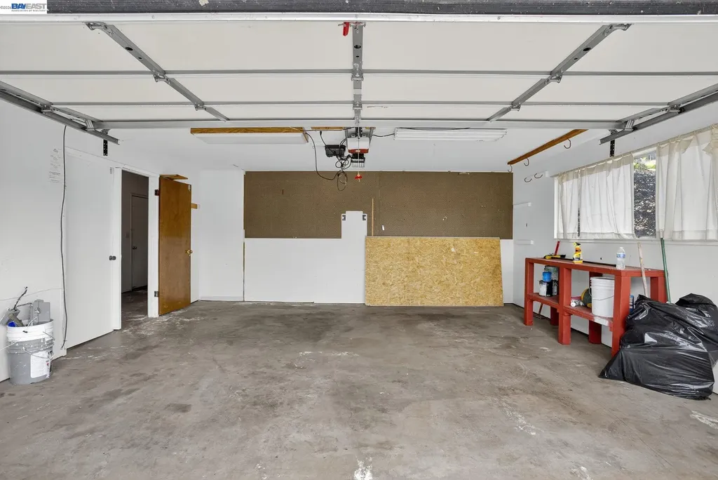 350 Elysian Fields Drive Oakland CA 94605