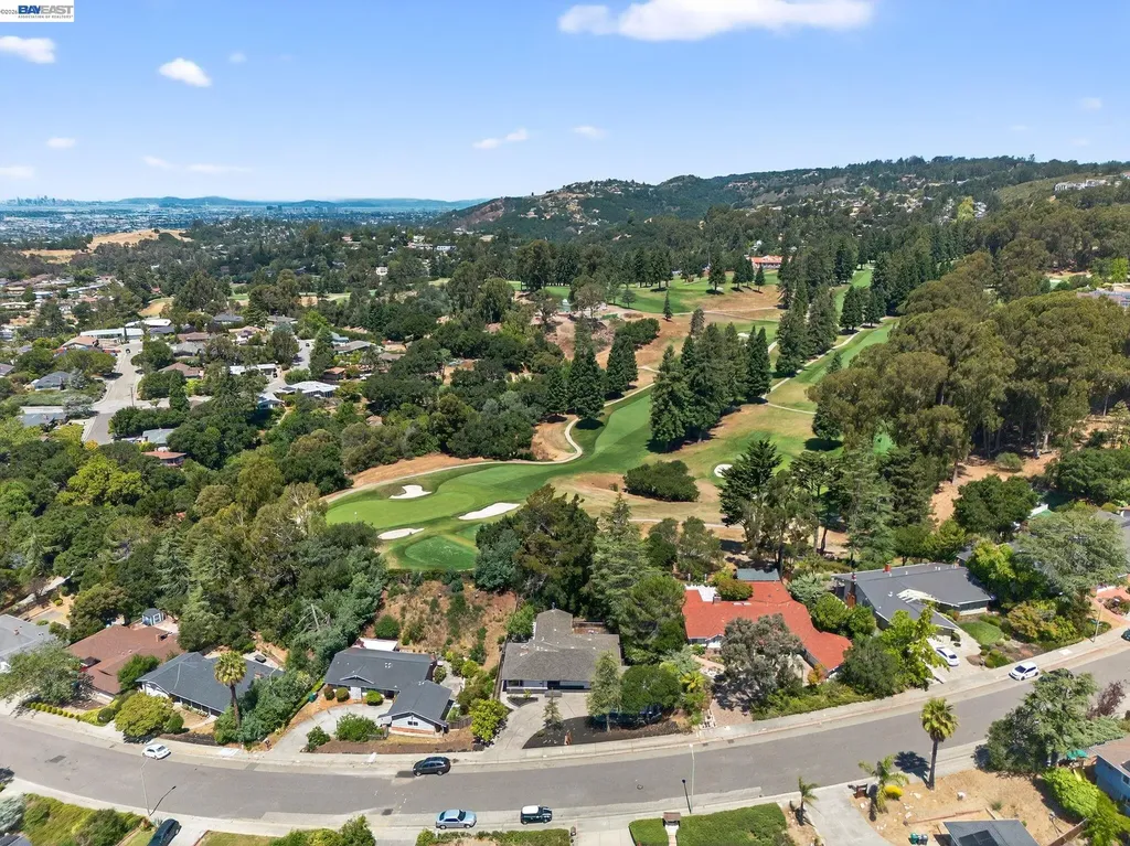 350 Elysian Fields Drive Oakland CA 94605