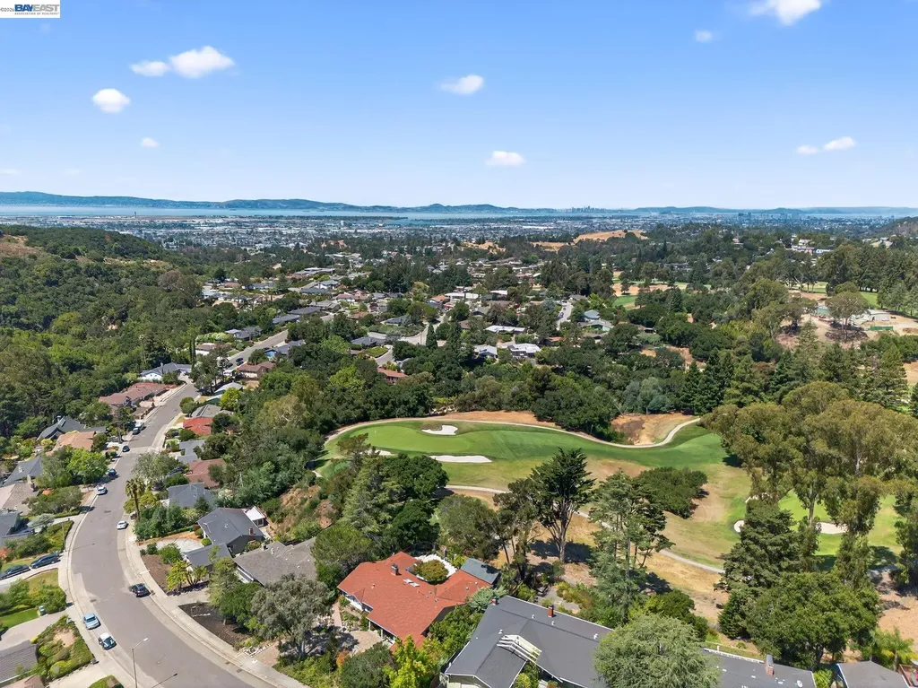 350 Elysian Fields Drive Oakland CA 94605