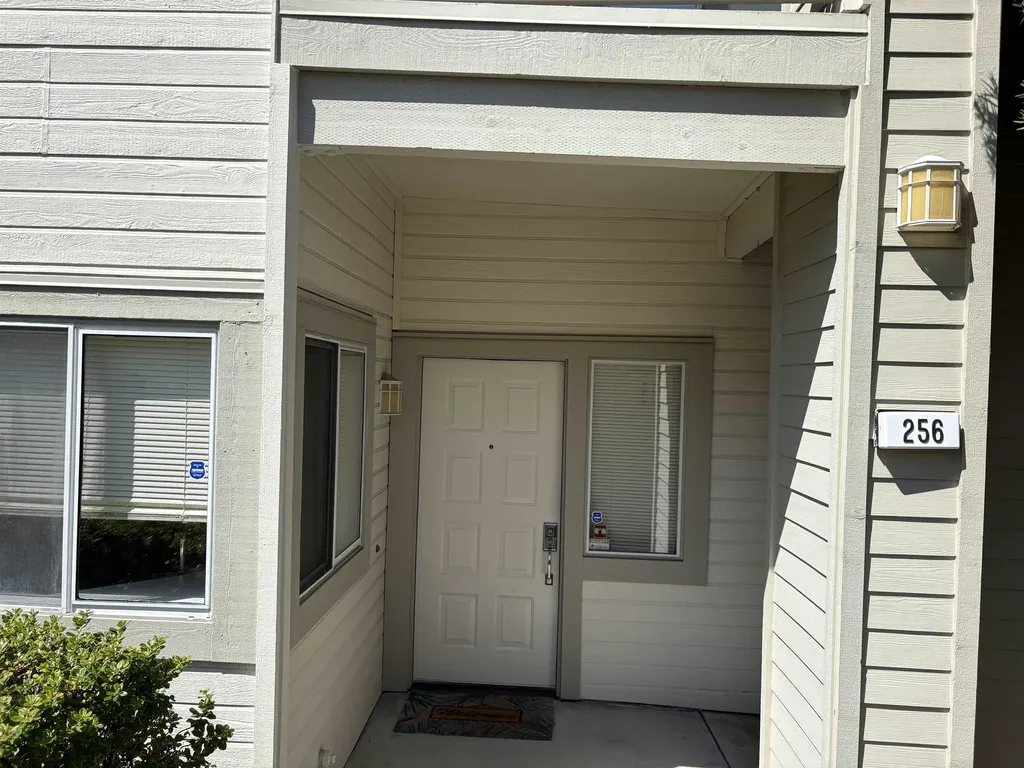 256 Napoli Court Hercules CA 94547