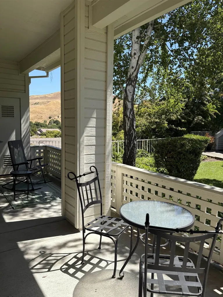 256 Napoli Court Hercules CA 94547