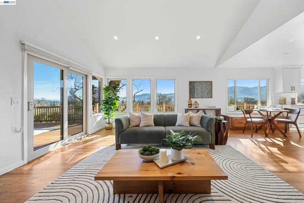 670 Logan Lane Danville CA 94526