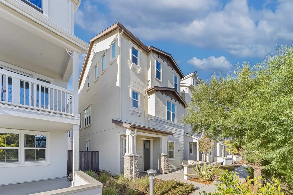 37721 Bay Crest Road Newark CA 94560