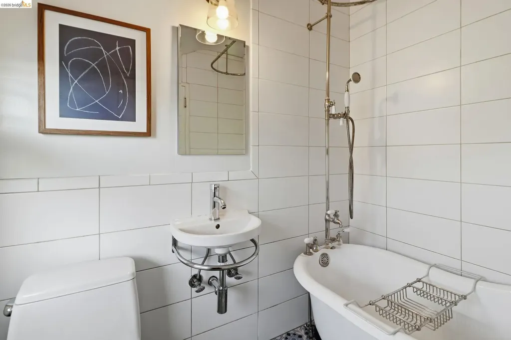 1564 Sacramento Street Berkeley CA 94702