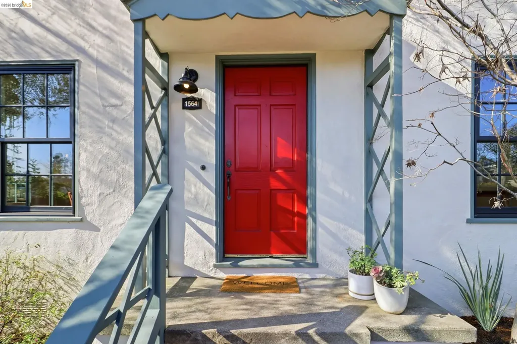 1564 Sacramento Street Berkeley CA 94702