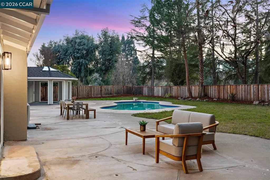 209 Farm Hill Court Danville CA 94526