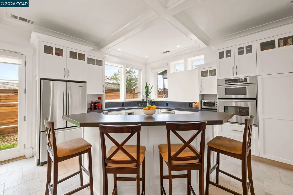 1333 Warren Street Martinez CA 94553