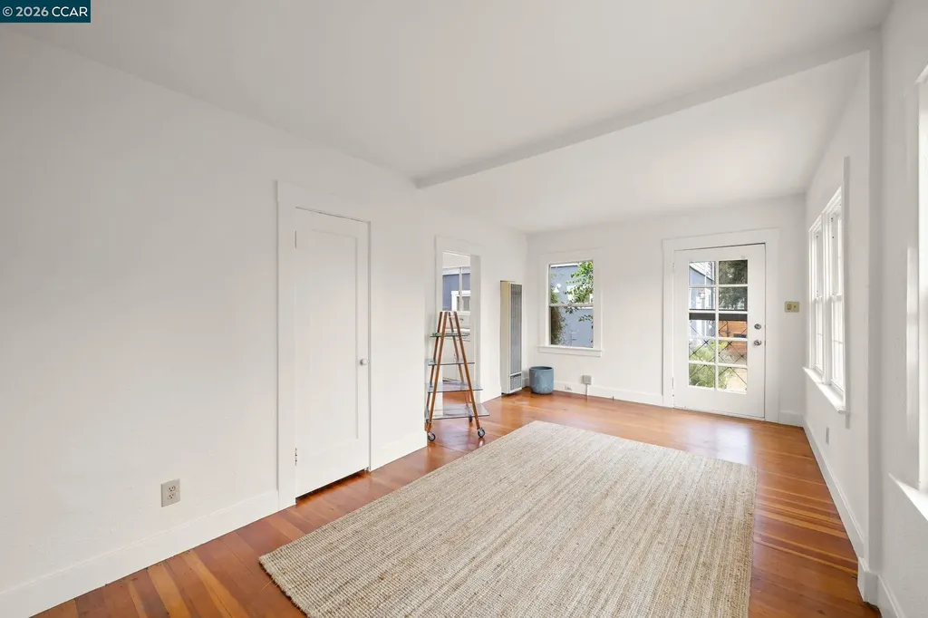 1333 Warren Street Martinez CA 94553