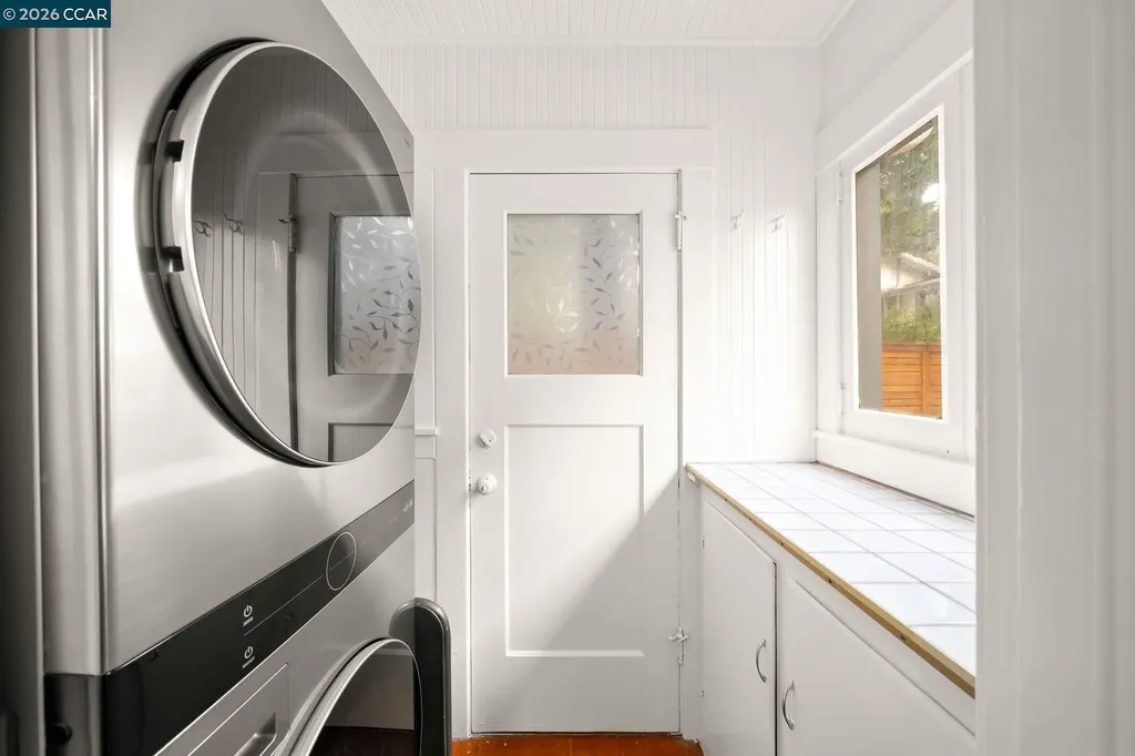 1333 Warren Street Martinez CA 94553