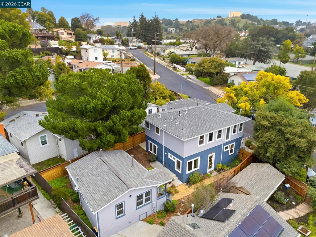 1333 Warren Street Martinez CA 94553