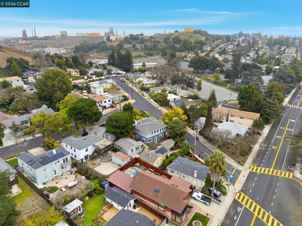 1333 Warren Street Martinez CA 94553